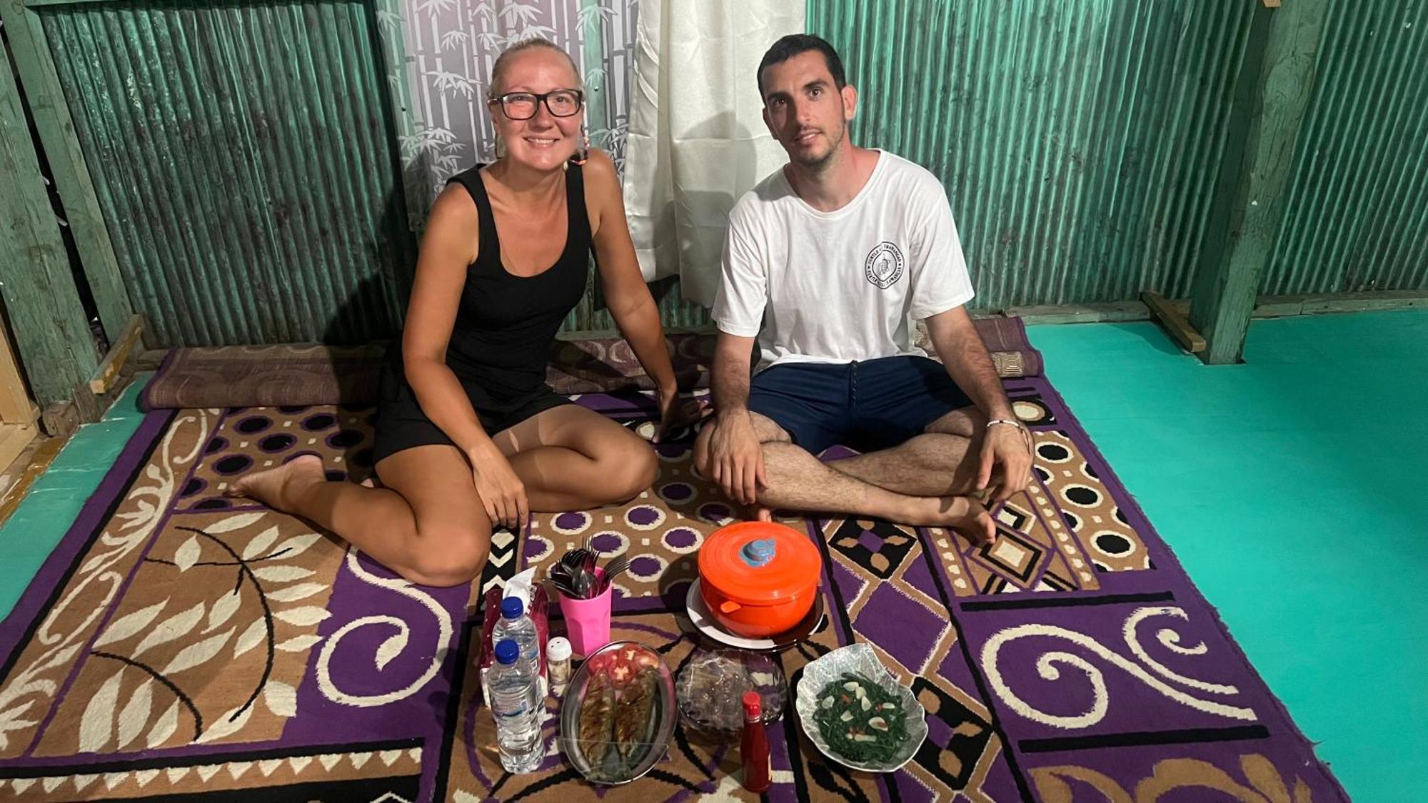 Jhuna Komodo Homestay Экстерьер фото