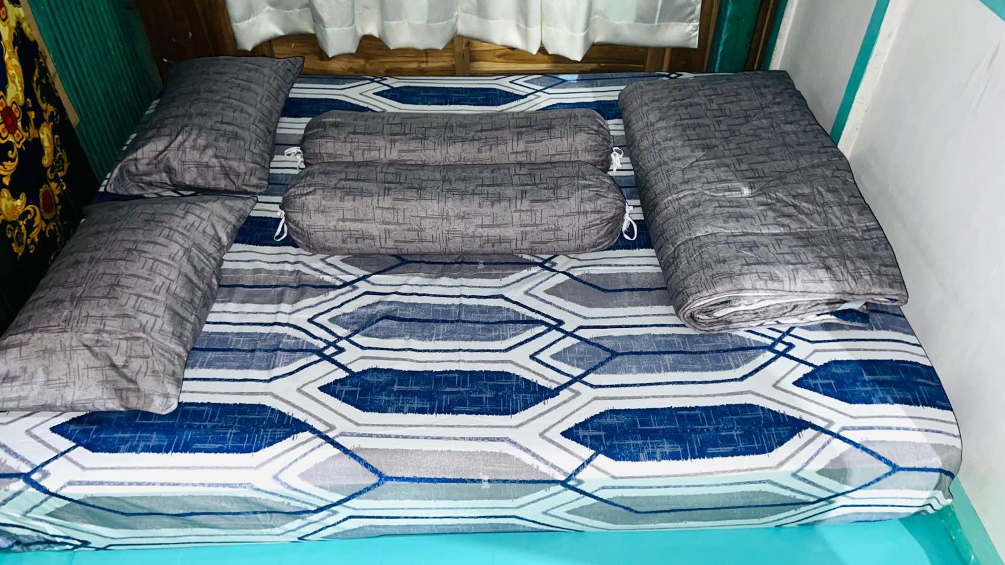 Jhuna Komodo Homestay Экстерьер фото