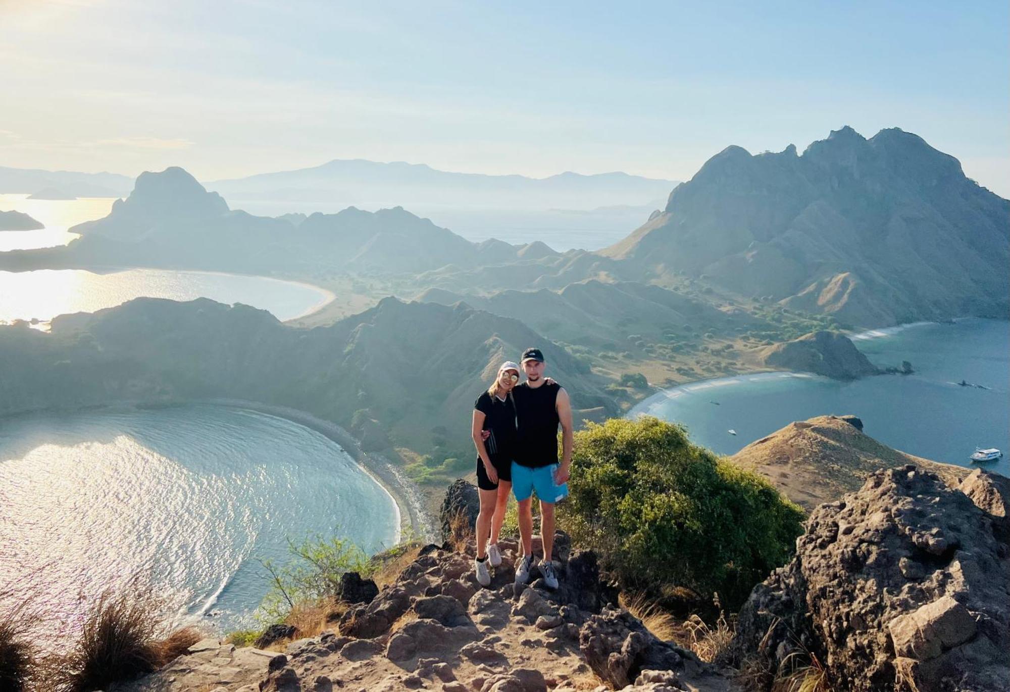 Jhuna Komodo Homestay Экстерьер фото