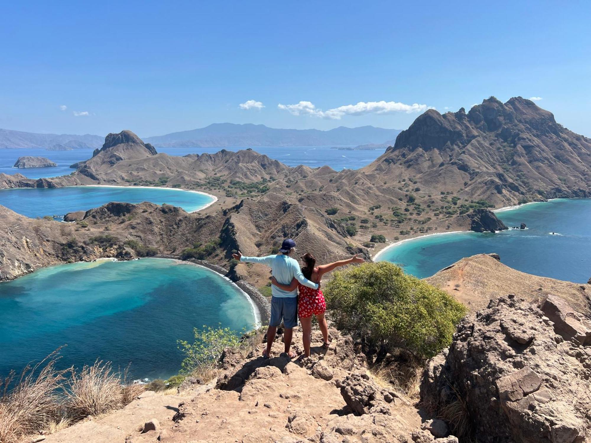 Jhuna Komodo Homestay Экстерьер фото