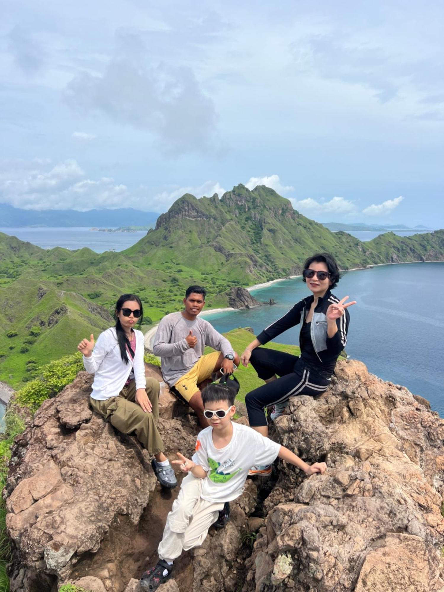 Jhuna Komodo Homestay Экстерьер фото